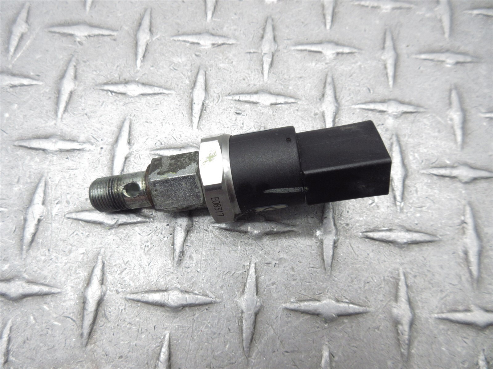 2008 Ferrari F430 Spider 203294 Transmission Clutch Slave Pressure Sensor Switch