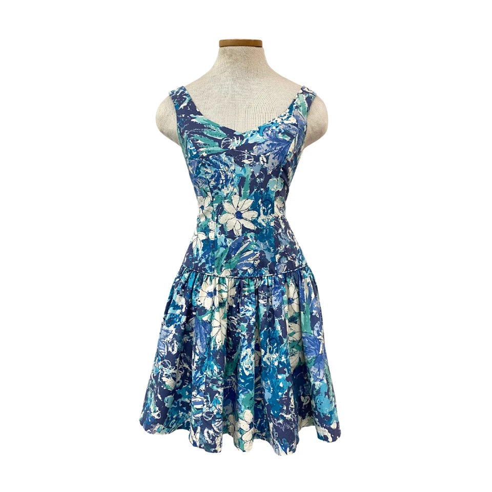 Vestido vintage anos 80 anos 90 década de 1980 década de 1990 década de 1950 Laura Ashley azul floral cintura caída - Imagem 4 de 4