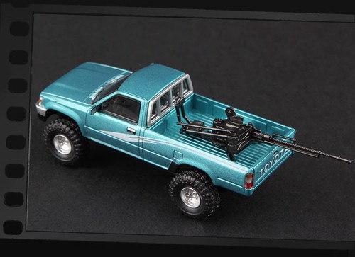 1:64 Toyota Hilux RN80 1995 Pickup Truck Alloy Diecast Collectible - Picture 11 of 19