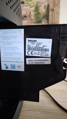 Philips Series 3200 Kaffeevollautomat LatteGo Milchsystem Schwarz Defekt