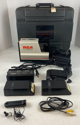 RCA CMR300 VHS Camcorder With Case READ DESCRIPTION Solid State MOS Image Sensor