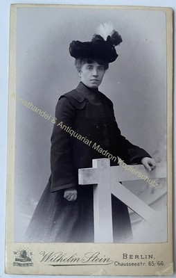 orig. CDV Foto Fotografie Frau Dame Bild alt Mode um 1890 W. Stein Berlin