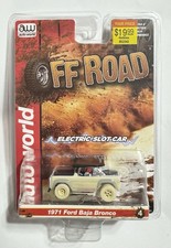 Auto World OFF ROAD 1971 Ford Baja Bronco Ultra-G HO Slot Car White CHASE BP NEW