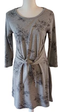 Olive + Oak Tie Waist Knit Dress Gray Black Floral Petite Medium Casual Cozy