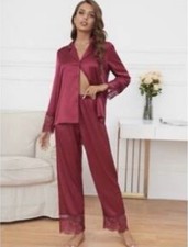 NEU: 🥰 Wunderschöner Satin Schlafanzug Bordeaux Rot S Glänzend ✨