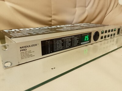 Behringer Modulizer Pro DSP 1200P 24 Bit Digital Effects Processor