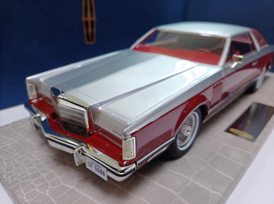 リンカーンコンチネンタル Mark Ⅳ Luxus 1/18 リンカーンコンチネンタル Mark Ⅳ Luxus 1/18