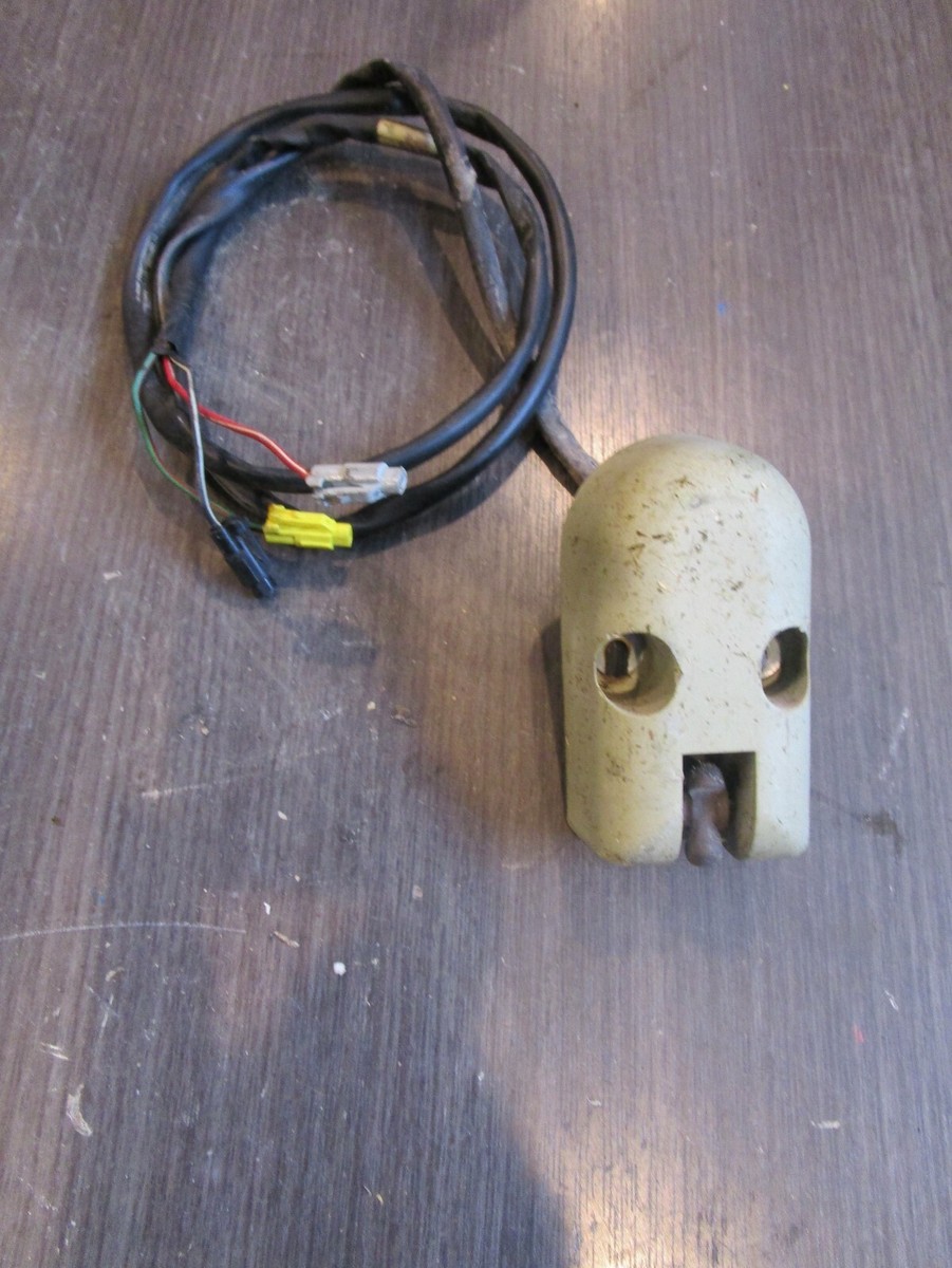 97 KAWASAKI 900 STX SPEEDOMETER SPEED SENSOR PADDLE WHEEL ASSY