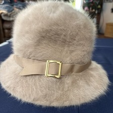 Vintage Kangol Cloche Bucket Hat Beige Tan Fuzzy Made In England Buckle Ribbon