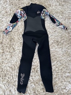 O’Neill Girl’s Epic 5.4 Wetsuit Age 14 Black and Floral Pattern Good Condition
