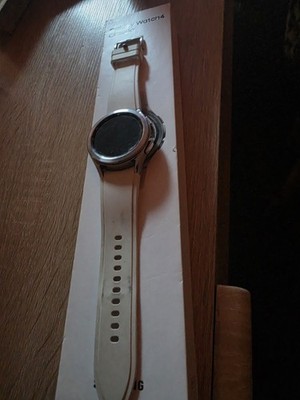 Samsung Galaxy Watch4 Classic SM-R885F LTE, 42mm, Silber