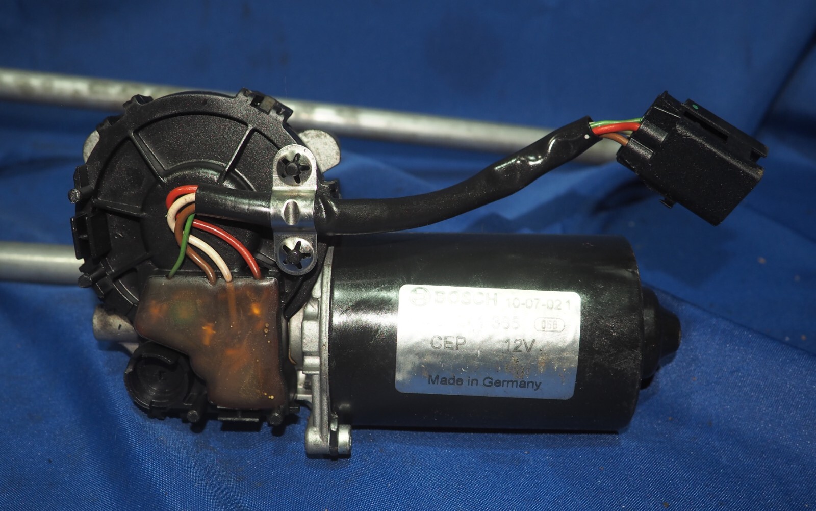2010-2020 Aston Martin Rapide Front Windshield Wiper Motor Linkage Assembly OEM