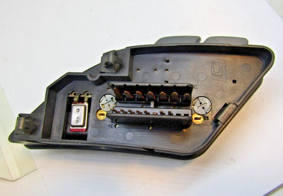 Interruptor de faros estándar DS-665 para Pontiac Sunbird 93-94 Foto 4 de 4