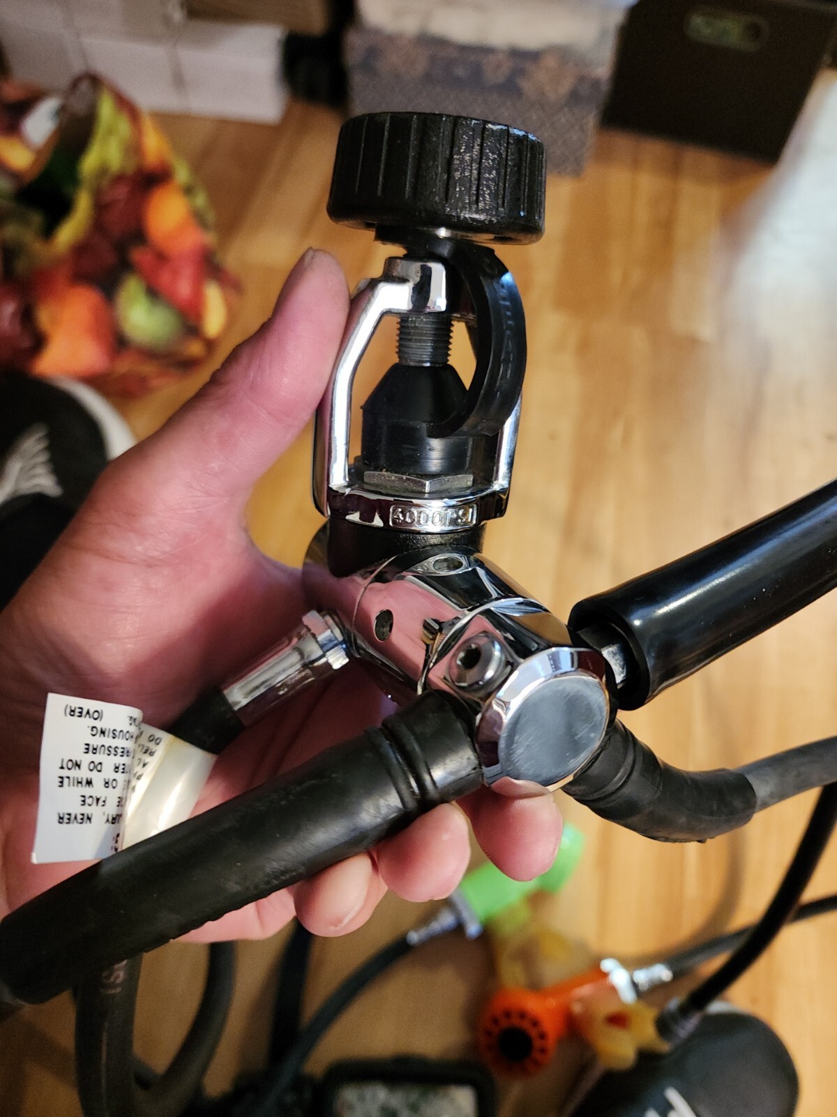 Mixed Lot of Scuba Diving EQUIP SUUNTO, OCEANIC, DACOR.