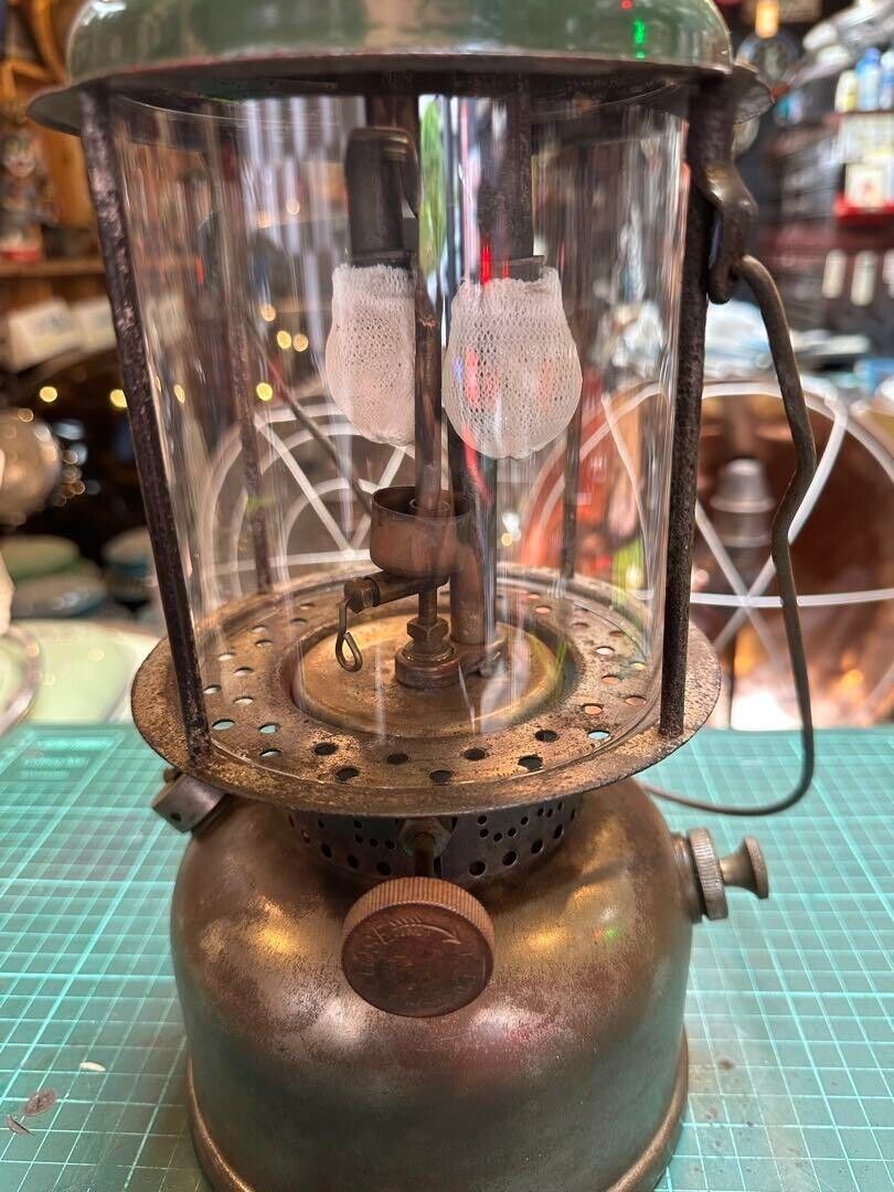 Coleman L427 Lantern manufactured in October 1929 rare Very Coleman L427 Lantern manufactured in October 1929 rare Very