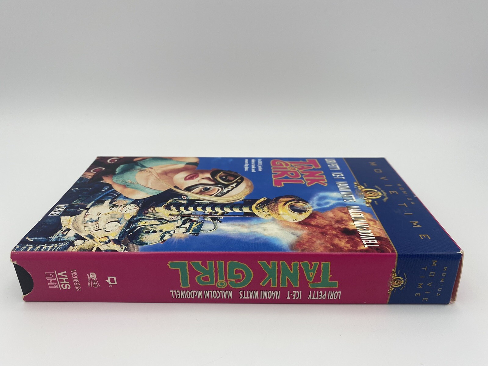 Tank Girl (VHS, 1998, Movie Time) MGM , Lori Petty , IceT , Naomi