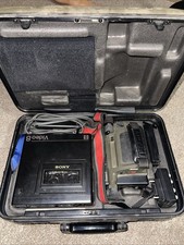 Registratore fotocamera vintage Sony Video 8 Handycam CCD-M8u 8 mm, accessori non testati