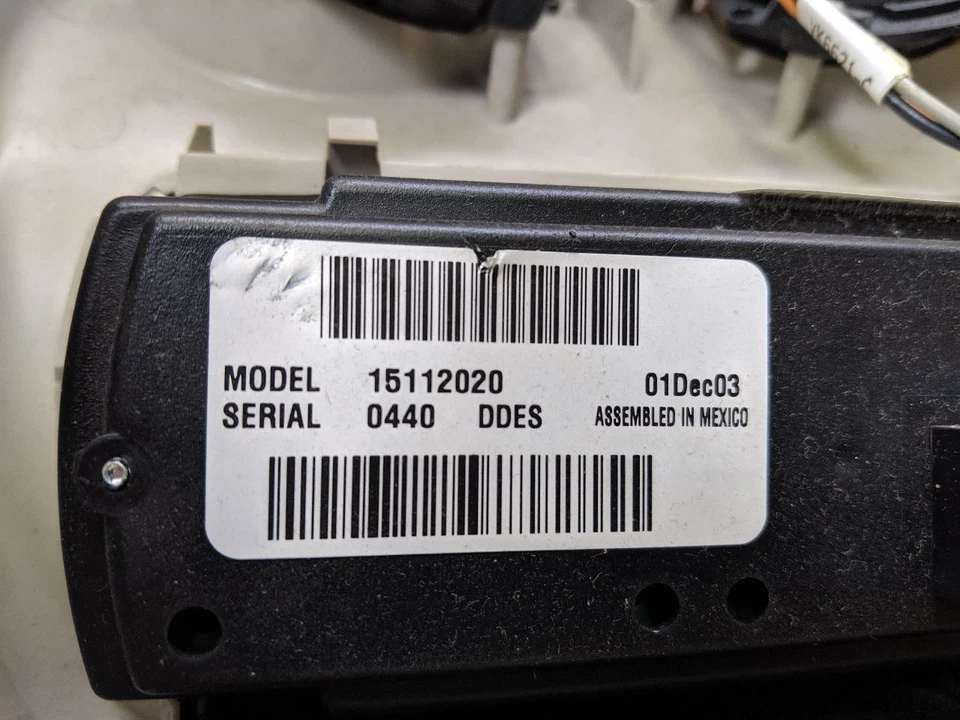 Cúpula montada en el techo con control de temperatura automático para 03-06 Cadillac Escalade Foto 4 de 4
