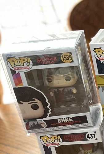 Mike Wheeler (Holding Painting) Funko Pop Stranger Things Season 4 #1539