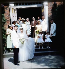 Wedding group outside church - 1950s Stereo Realist 3D slide #870