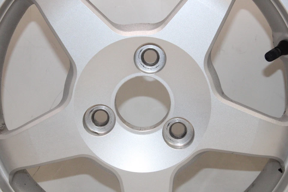 2006 SUZUKI BURGMAN AN400S OEM REAR BACK WHEEL RIM - Image 2 of 4