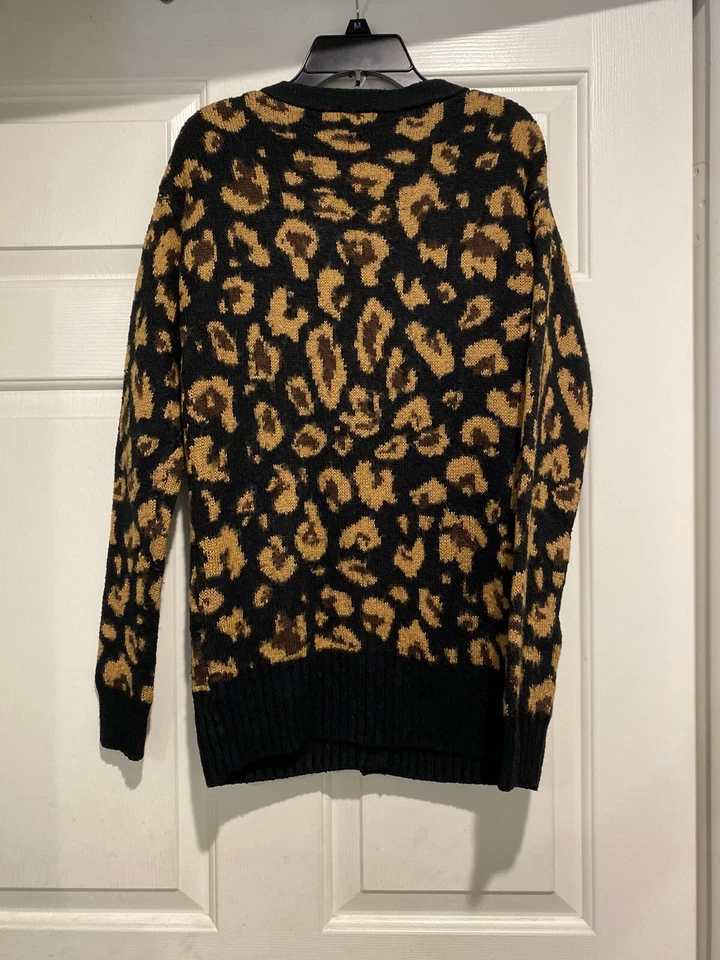 Mossimo Cardigan Sweater Animal Print Women’s Size XS Multi Color B73 - Image 4 of 4