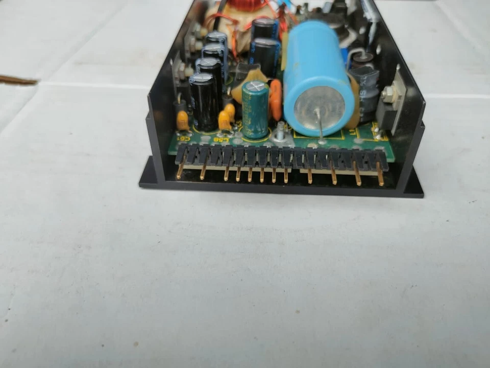 FUENTES DE ALIMENTACIÓN VT25-373-99/X9 CONVERTIDOR CONCEPTO INC Foto 4 de 4