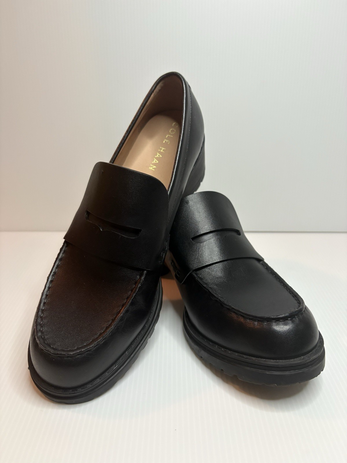 Cole Haan Women’s Penny Loafers Lug Soles  Size. 7  Black Leather Shoes New