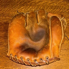 VINTAGE 1940s-50s NOKONA G29 "FRED STORCK"  BASEBALL GLOVE