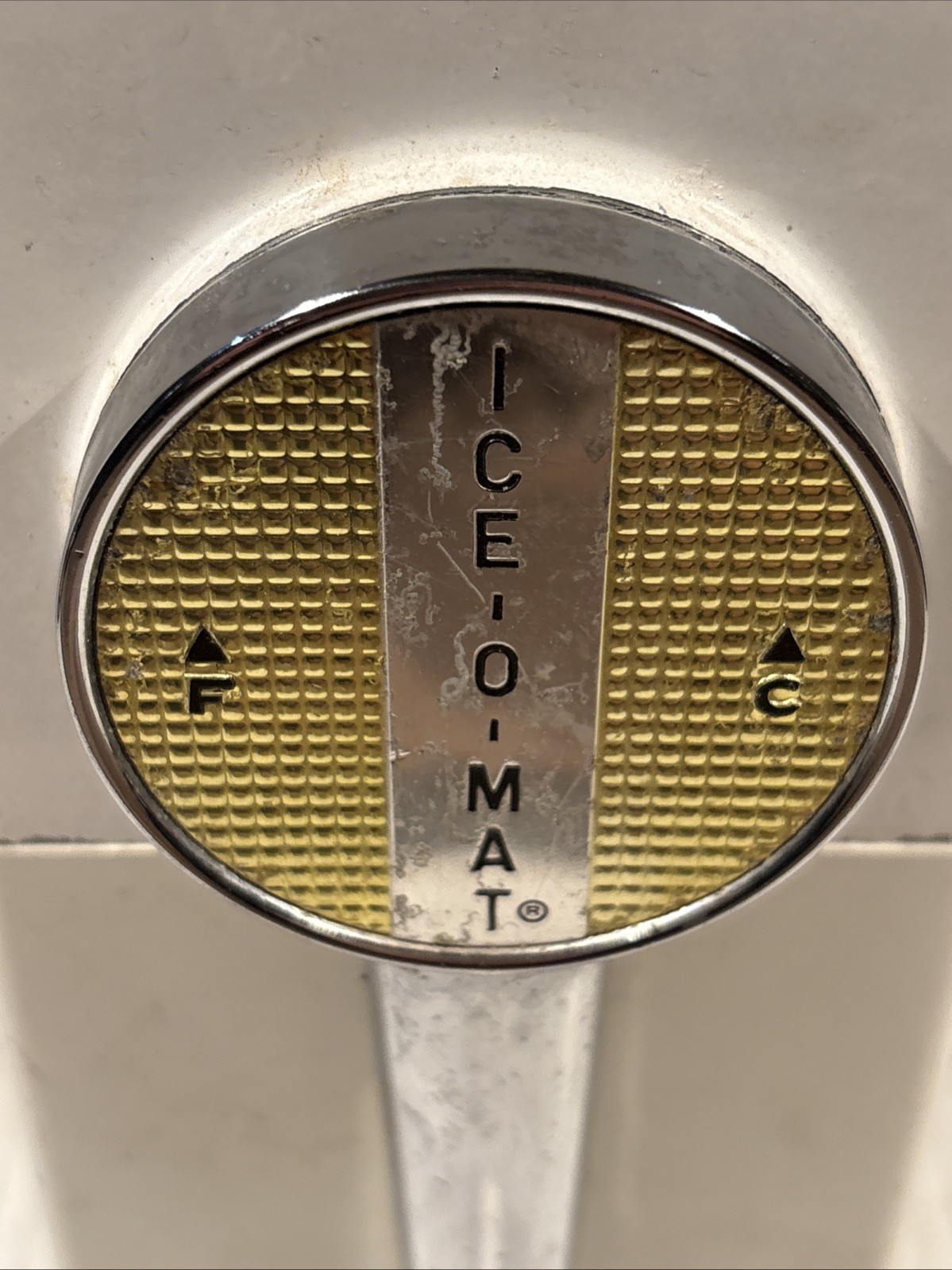 Ice-O-Mat Ice Crusher Off White & Chrome 1950s Hand Crank Vintage Retro Deco thumbnail 2