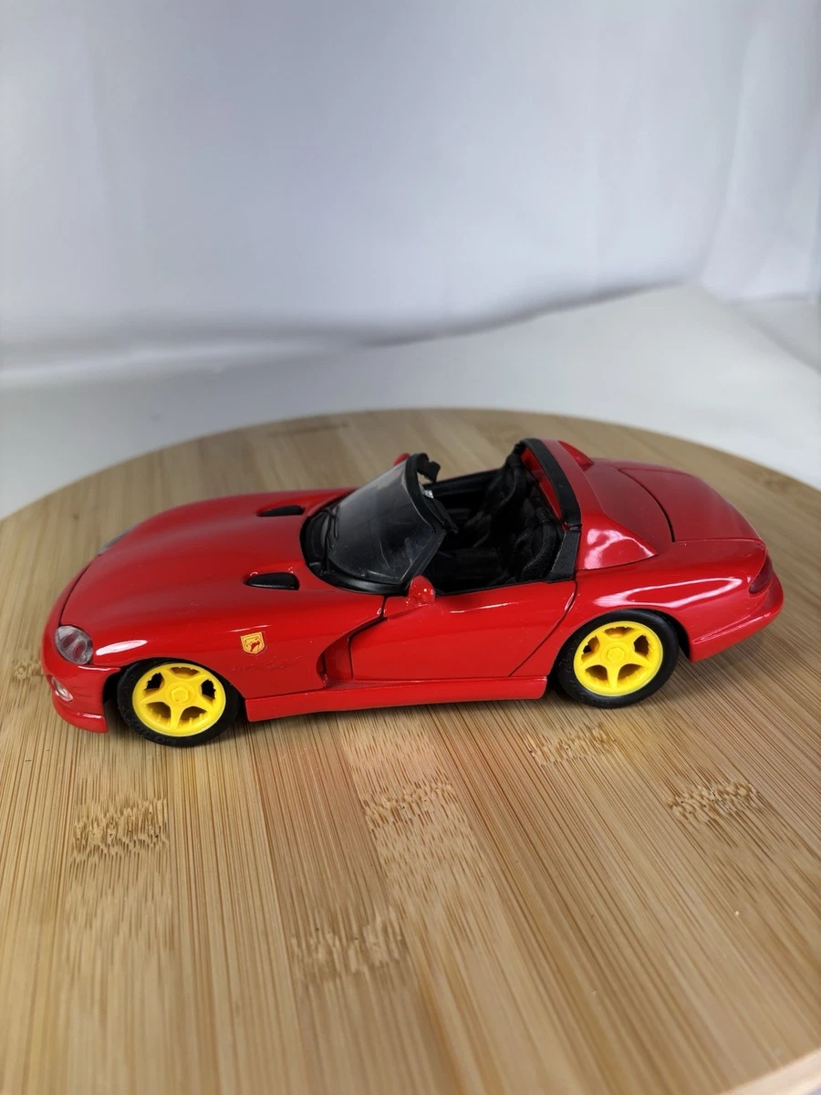 Maisto Dodge Viper RT/10 Contemporary Manufacture Diecast Cars for