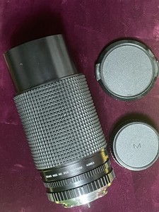 Sears Camera Lens Mod. No. 202 7377800 1:4.0 f=70-210mm 2 caps
