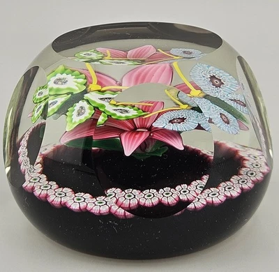 Caithness Glass 森を駆ける馬 エアーパターン ペーパーウエイト