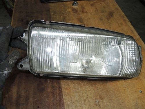 BMW 2000 Limousine 1966 - 72 linker Scheinwerfer