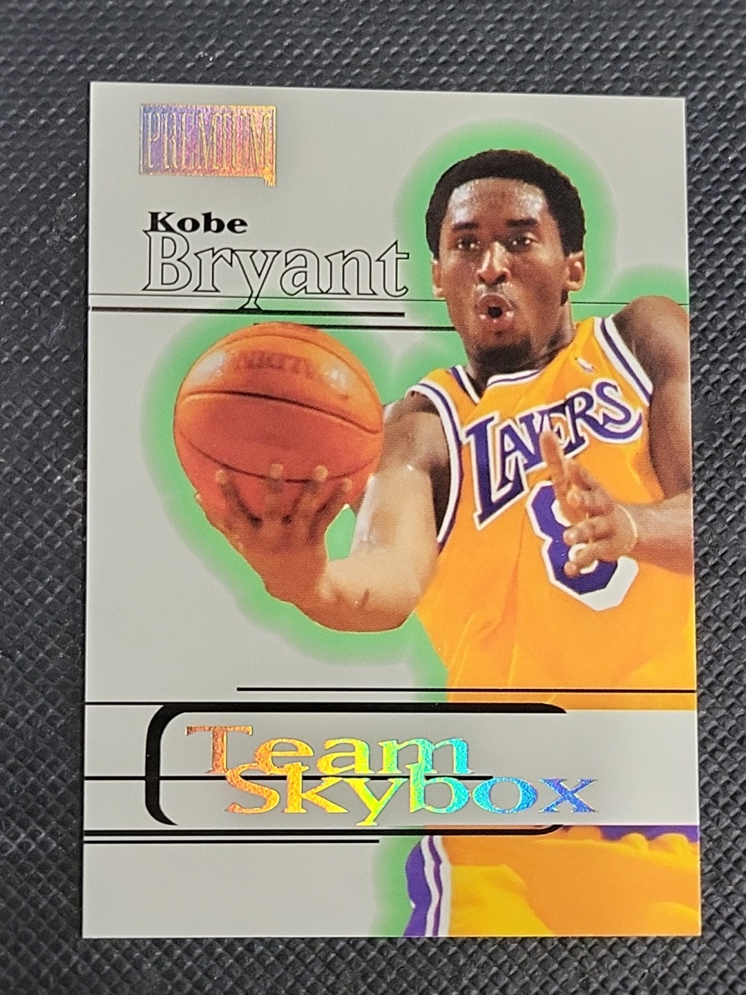 1997-98 Skybox Premium - Team Skybox Kobe Bryant #226 (B)