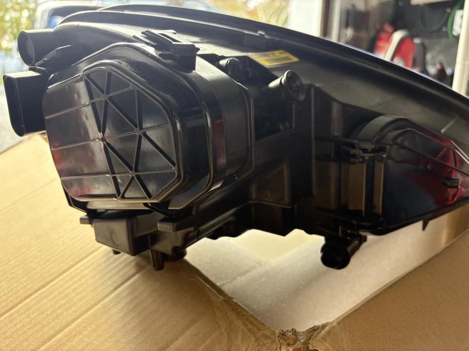 2011 2012 2013 2014 Porsche Cayenne Halogen Driver Side USA Headlight Foto 4 de 4