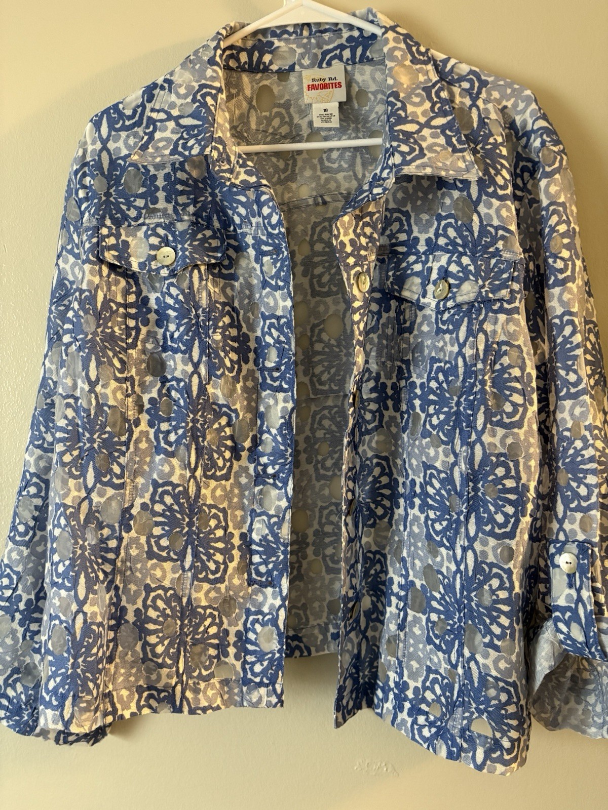 Womens Ruby Rd. Long Sleeve Button closure collar… - image 3