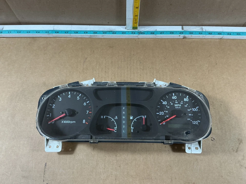 Cuadro de instrumentos velocímetro Kia Sportage 2001-2002 OEM Foto 2 de 4