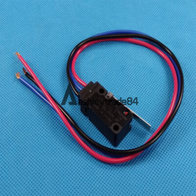 10PCS NEW D2VW-5L1-1M Omron Miniature Basic Switch