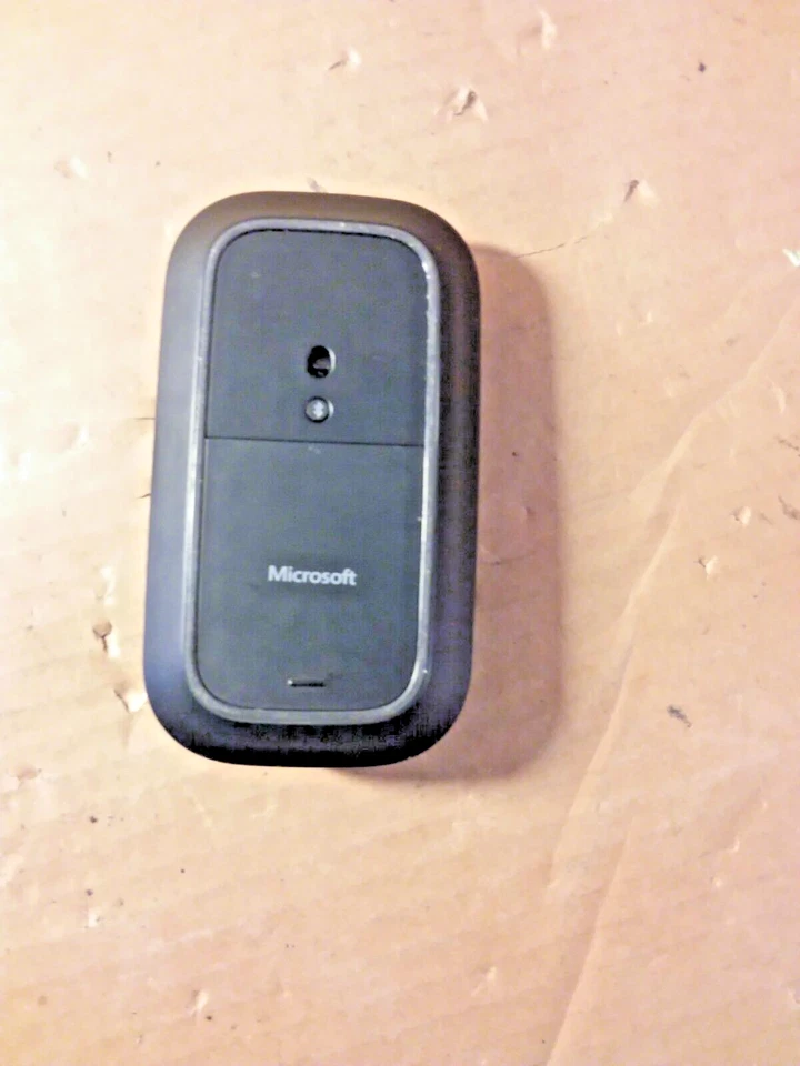 Microsoft Surface Mobile Wireless Mouse Bluetooth 1679/1679C - Image 2 of 4
