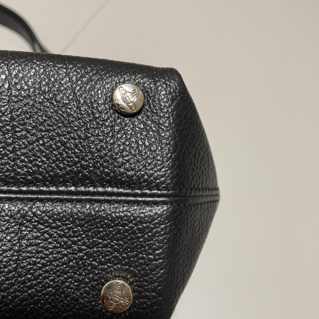 【美品】vivienne westwood　Balmoral Large Bag Vivienne Westwood Women's Balmoral Large Bag with Flap and