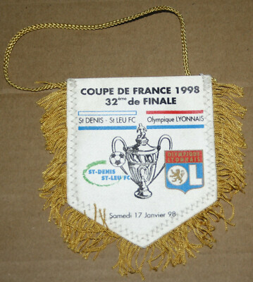FANION )) ST DENIS ST LEU V OL LYON - 1/32 Coupe de France
