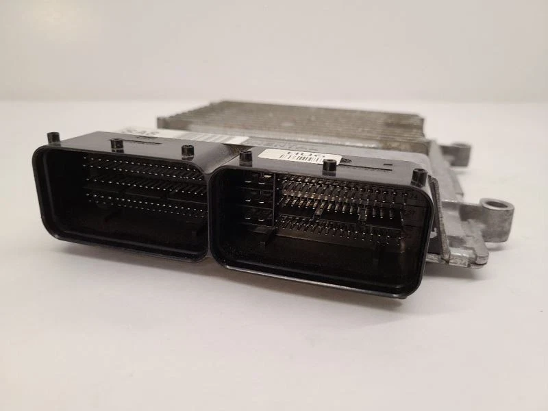 Hyundai Elantra 2009 motor ECM módulo de control electrónico 2,0 L manual 391032EMB2 Foto 3 de 4