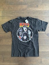 Kiss T-shirt Size Large Rare Print 2014 Rock Band Music Tour Kiss Army NWT Gene