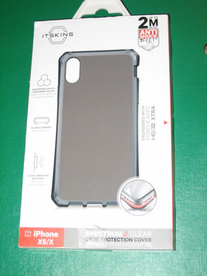 ITSkins Spectrum Case Handyhülle für Apple Iphone XS / X Clear Neu