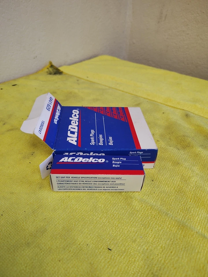 AC-Delco para Chevrolet 2,3 L se vende en un juego de 4 Foto 2 de 4