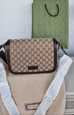 NEU mit Etikett - Gucci GG Supreme Herren Messenger Bag   Full Set