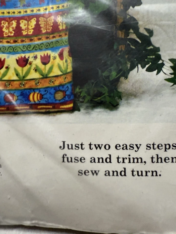 Quiltsmart Smart Bag Tote Kit Mary Pat Henderson w/ Pattern & Fabric (2004) - Image 4 of 4