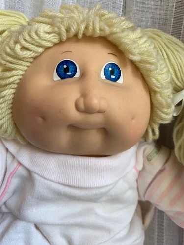 1983 Cabbage Patch Kid Girl Doll, Blonde Hair, Blue Eyes, HM 2, 1st Year Coleco