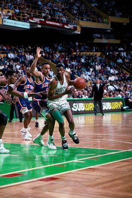 Reggie Lewis Boston Celtics drives past John Starks New York Knick- Old Photo